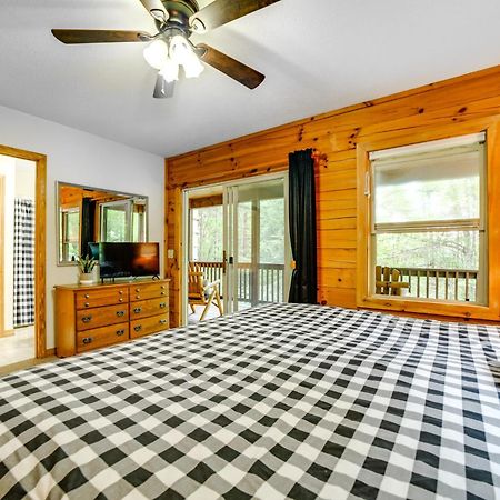 Peaceful Smoky Mountain Cabin With Deck And Fire Pit! Waynesville Exterior foto