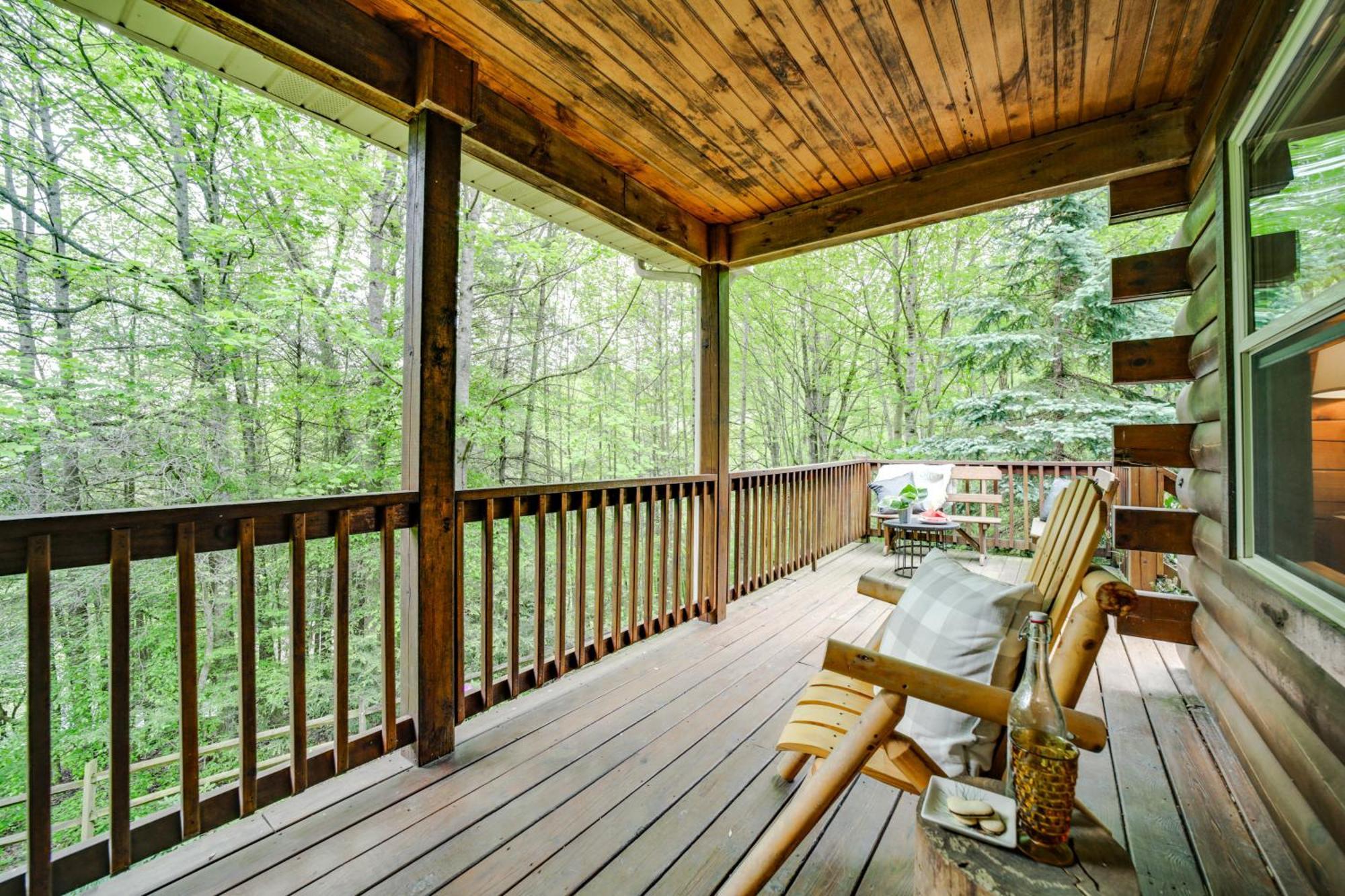 Peaceful Smoky Mountain Cabin With Deck And Fire Pit! Waynesville Exterior foto