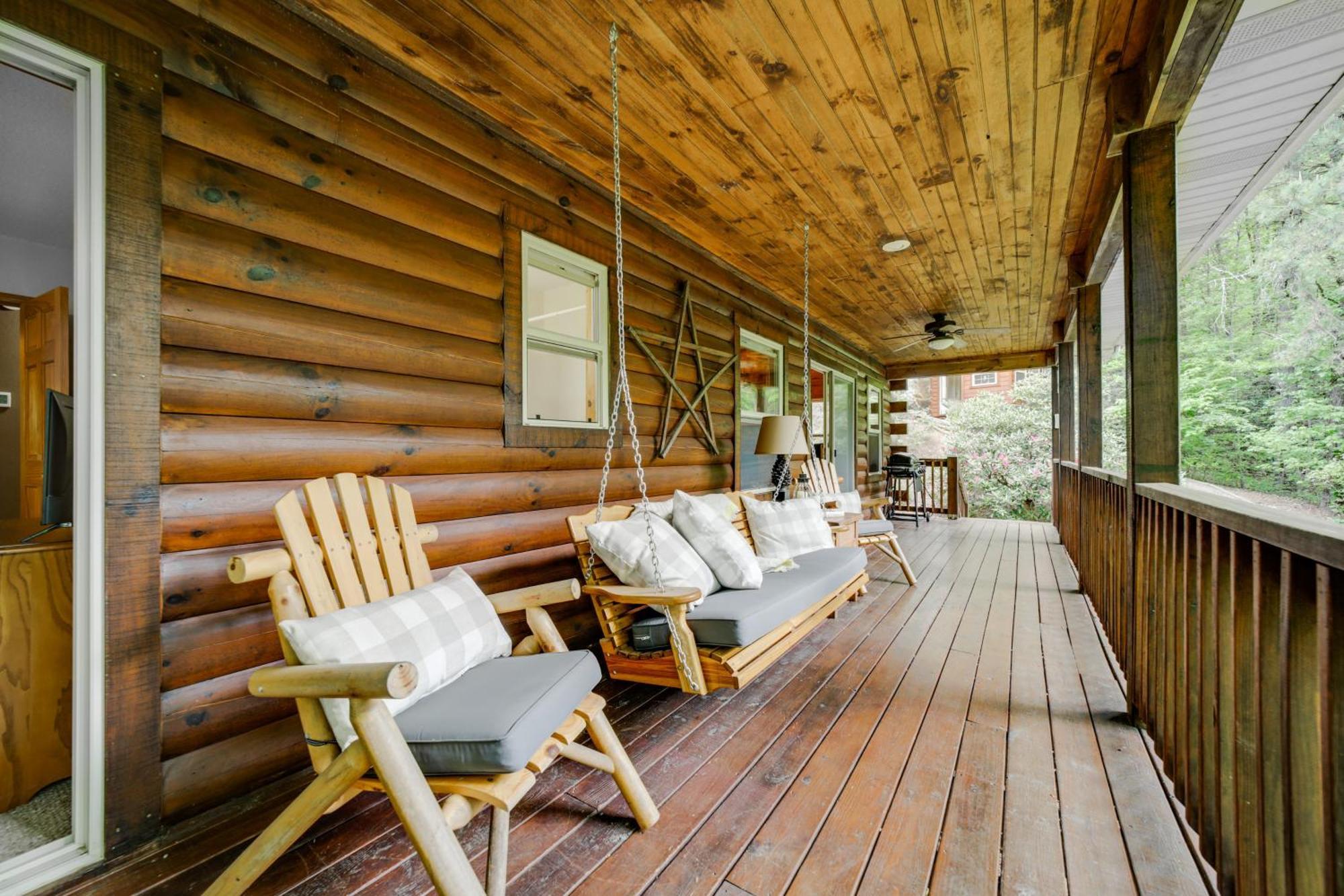 Peaceful Smoky Mountain Cabin With Deck And Fire Pit! Waynesville Exterior foto